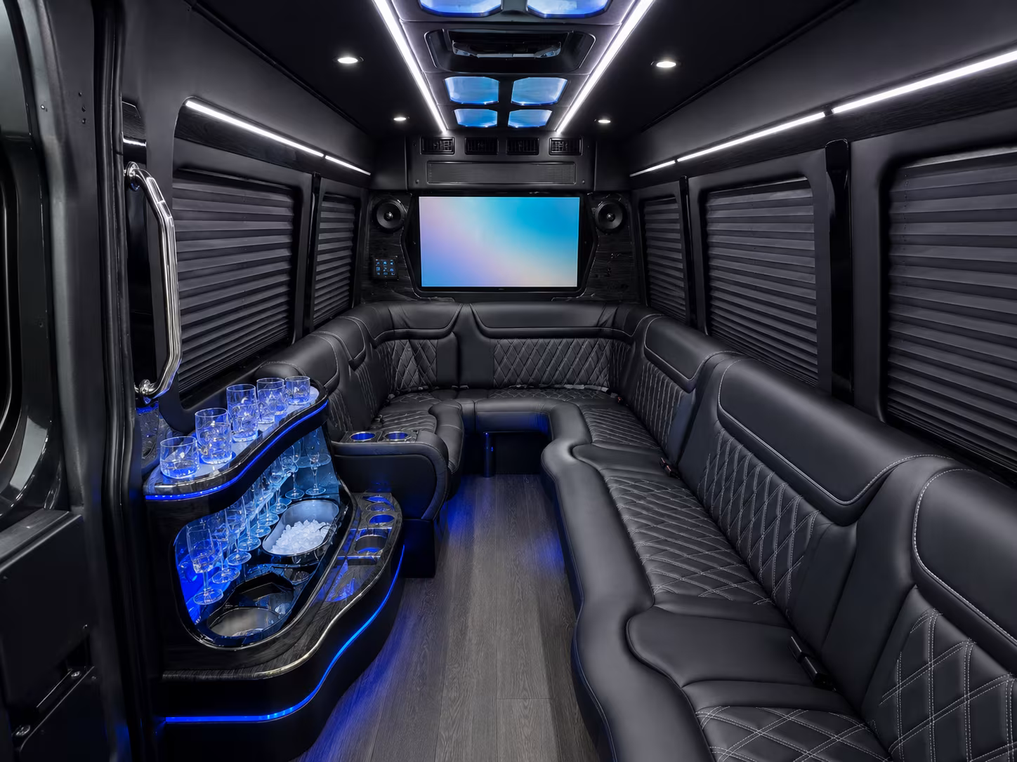 choose a long distance bus for youth sports travel from rock hill